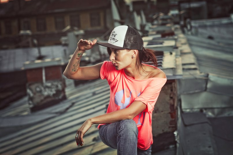 Lady Waks @ Record Club Guest Mix By Dee # 206 (28-11-2012)